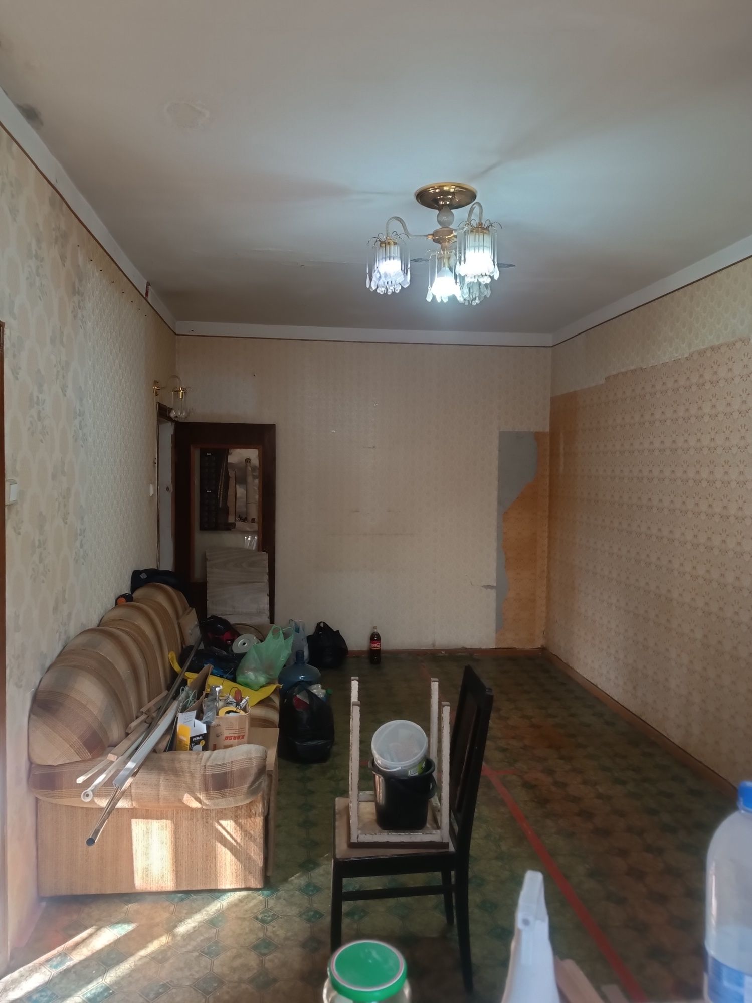 Продам 2-х комнатную квартиру на Чиланзаре, 19 квартал, макаронка