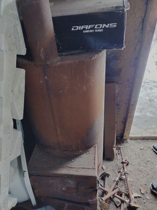 Печка для бани чугунная состоянии хорошее