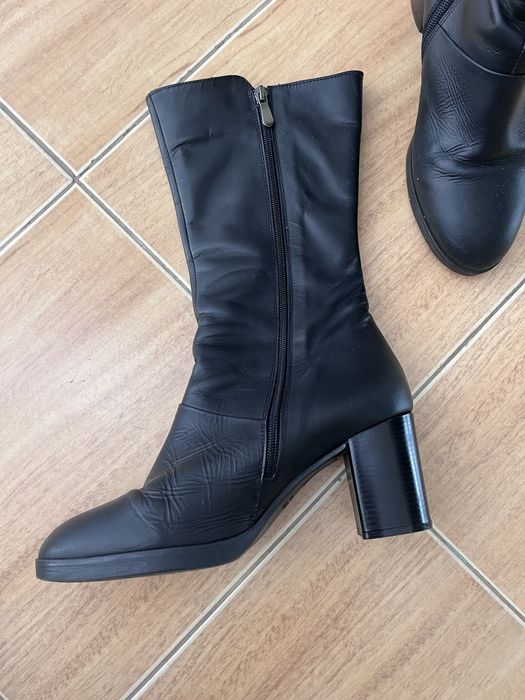 Дамски ботуши с ток от естествена кожа