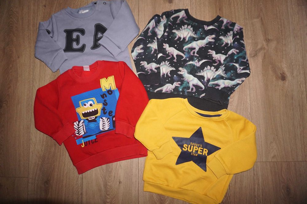 Голямлот за момче 12-18-24мес., цената е за всичко !