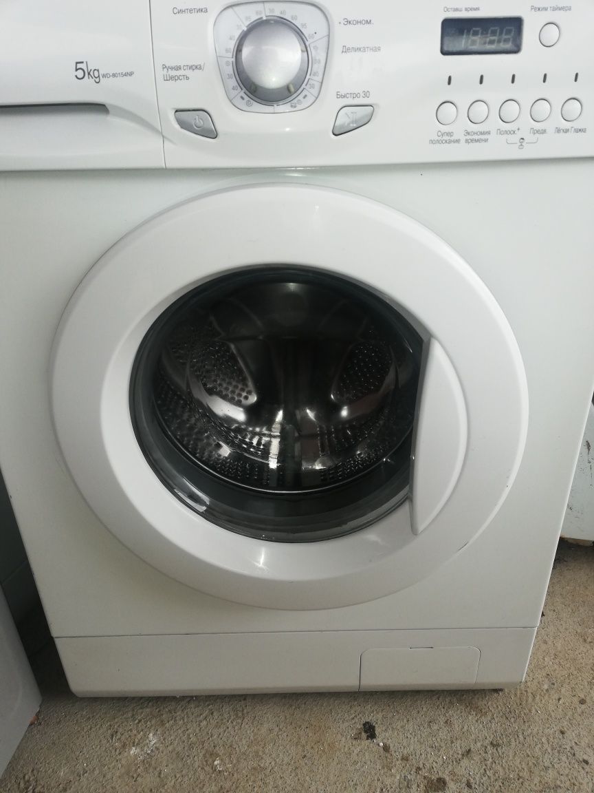 Продам стиральную машинку фирмы LG