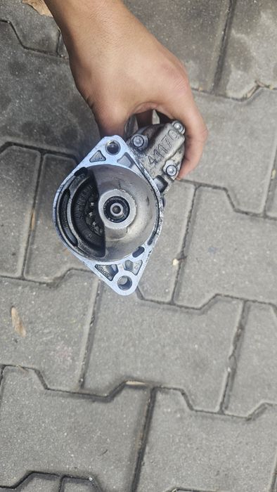 Стартер за мерцедес  а 651 906 00