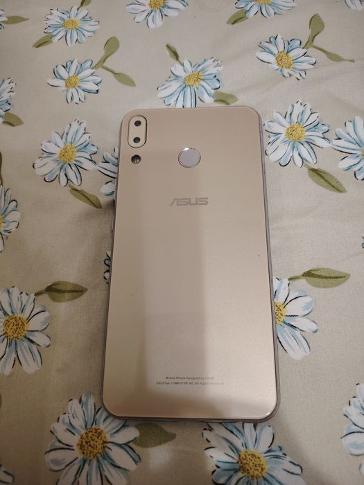 Продаю Asus zenfone 5z 4/64 игровой телефон