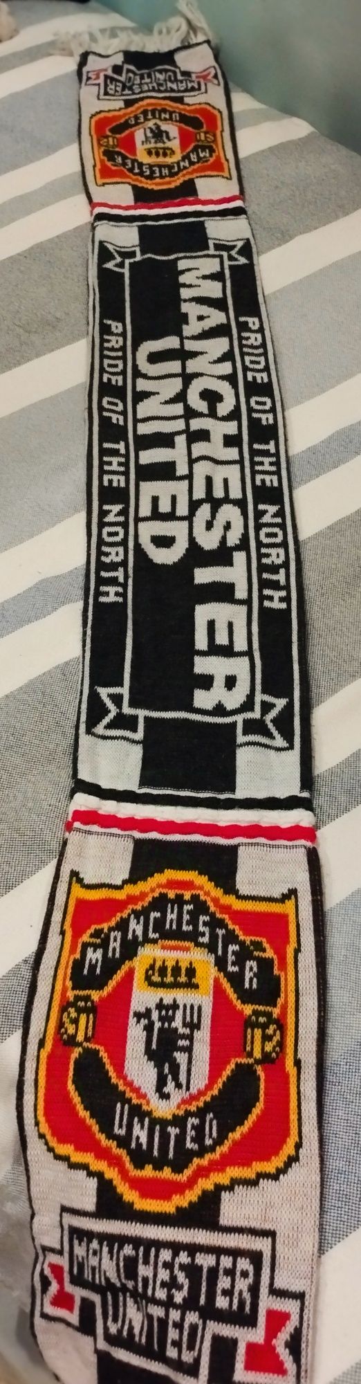 Оригинален шал Manchester United