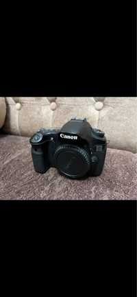 Canon body  60 D