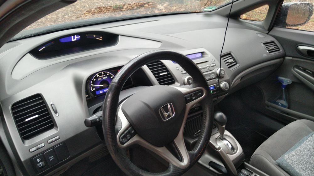 Honda Civic Hybrid 1.3 Automat. Ideal pentru începători sau livrări