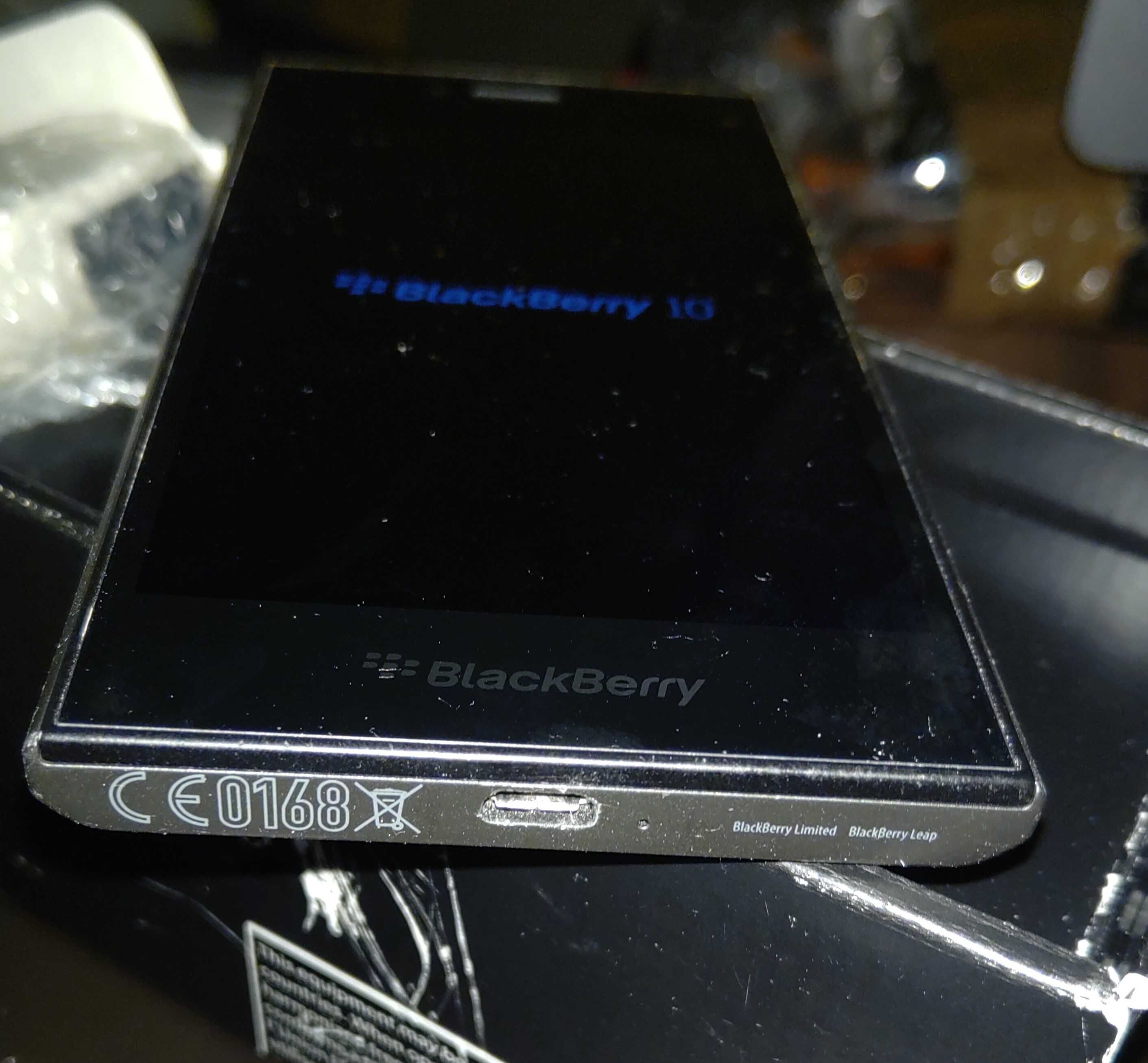 Smartphone Blackberry Leap stare exceptionala LIBER in toate retelele