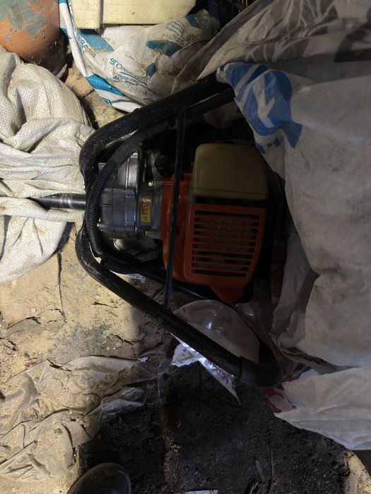 Мотобур  буровая установка