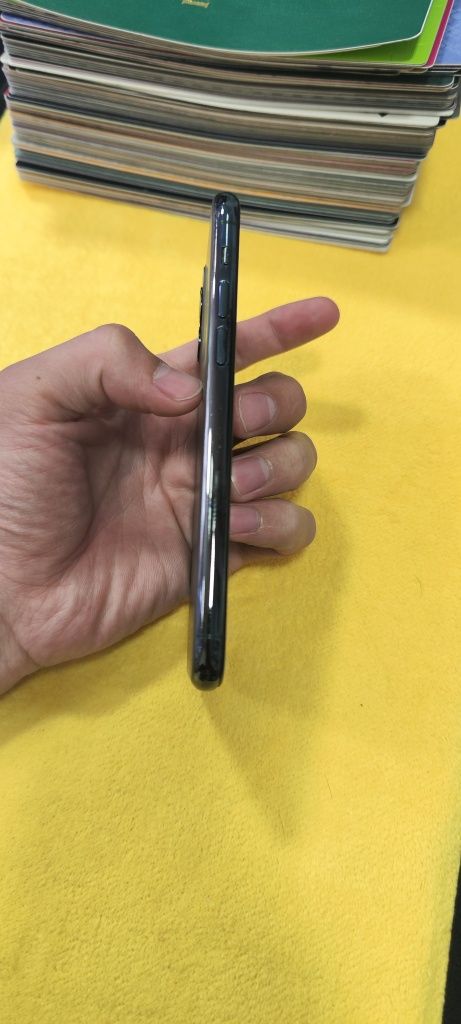 Iphone 11 pro. Ideal