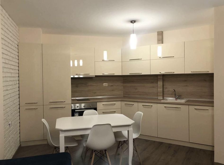 Дава се под наем Двустаен апартамент в Пловдив, Христо Смирненски - 65 кв.м за 425 € - Снимка #1