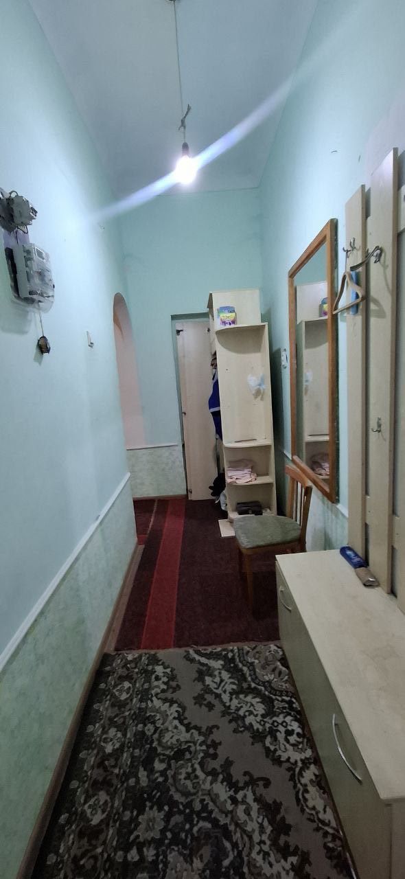Продаётся 1 комнатная квартира в Чирчике