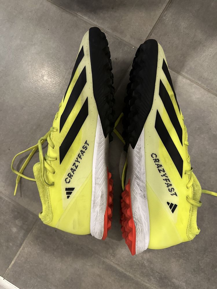 Футболни обувки Стоножки Adidas Crazy Fast
