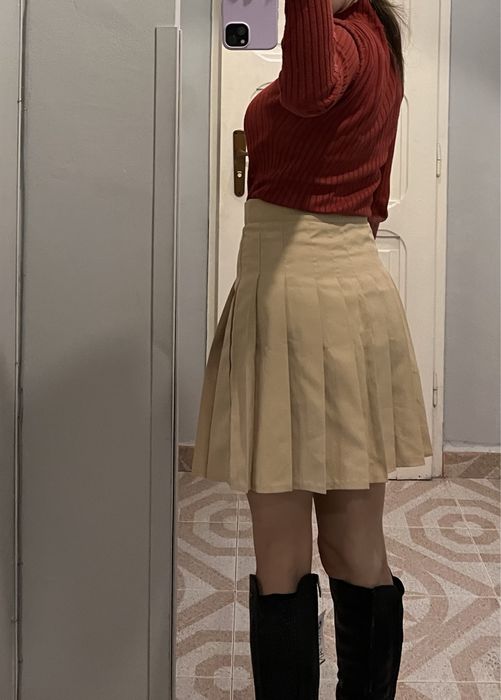 Бежова пола Хс-с Shein