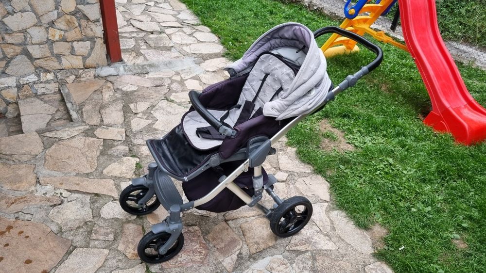Продавам детска количка Lorelli Rimini 2в1