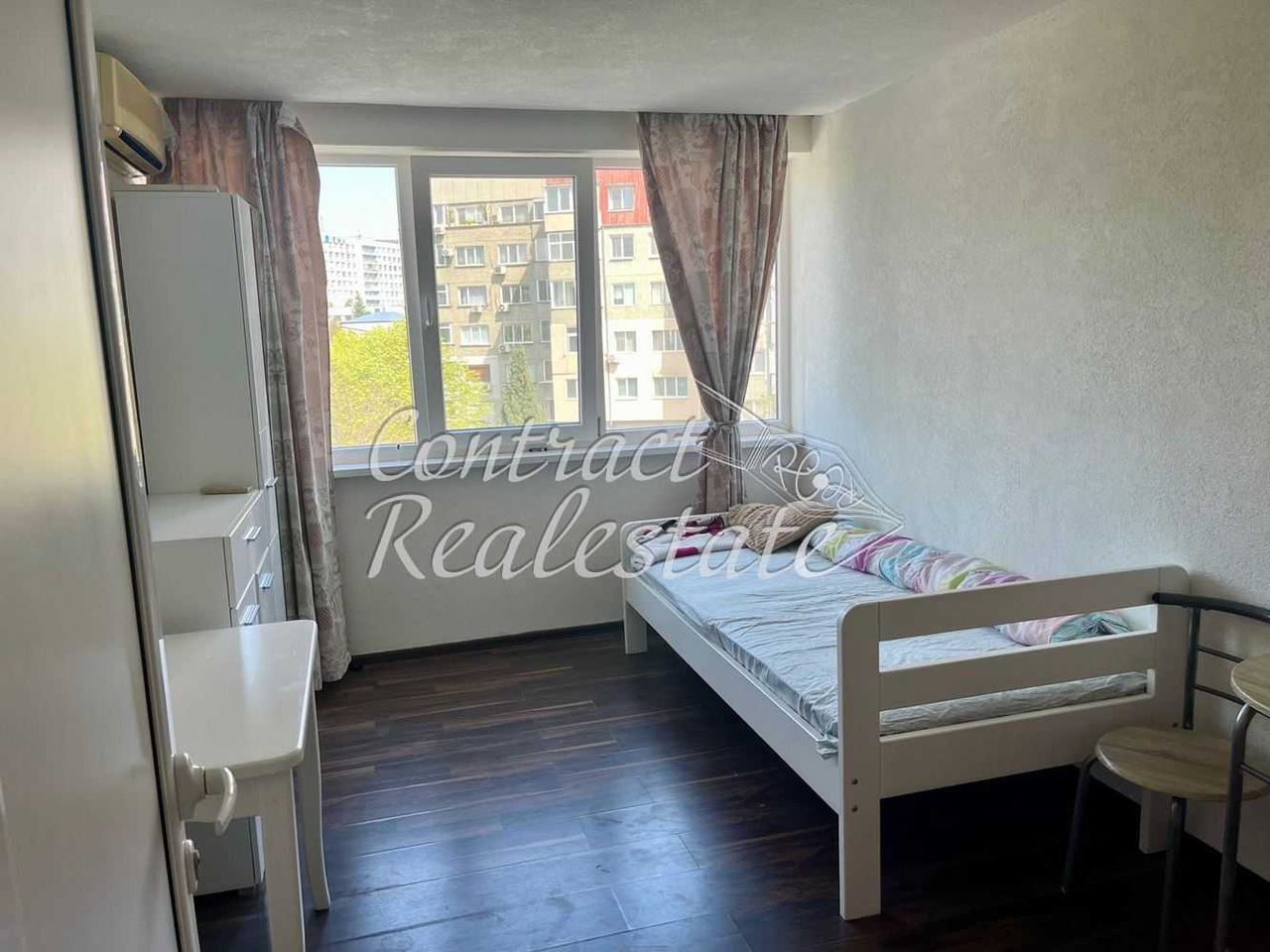 Дава се под наем Едностаен апартамент в Варна, Левски - 35 кв.м за 244.8 € - Снимка #2