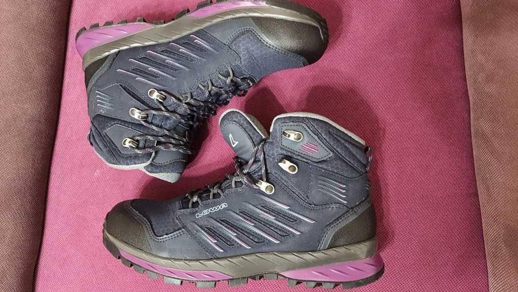 Ghete treking LOWA Trek Evo Mid Goretex gtx marimea 41