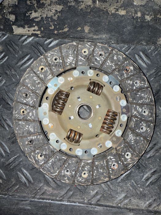 Комплект съединител 1.8T 1.9TDI 228mm