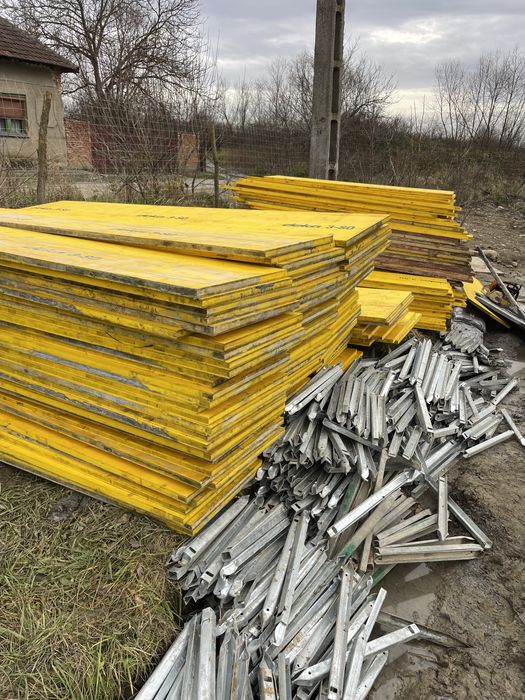 Panouri si accesorii cofraje DOKA