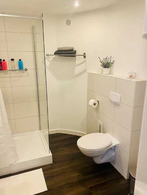 Дава се под наем Едностаен апартамент в Пловдив, Център - 38 кв.м за 150 € - Снимка #2