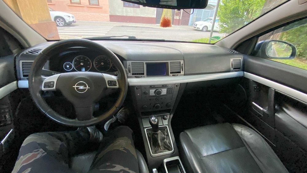 Opel vectra c GTS  motor 1,9 d  150 CP 6 viteze euro 4