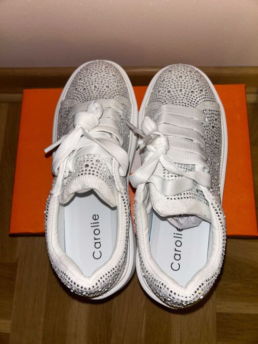 Дамски маратонки сребристи от обърната еко кожа