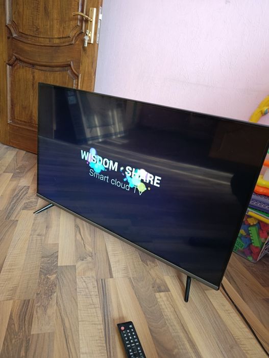 Продается телевизор Smart Tv