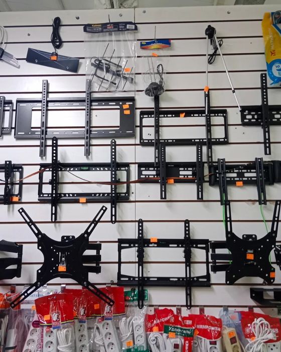 Установим ТВ кронштейн