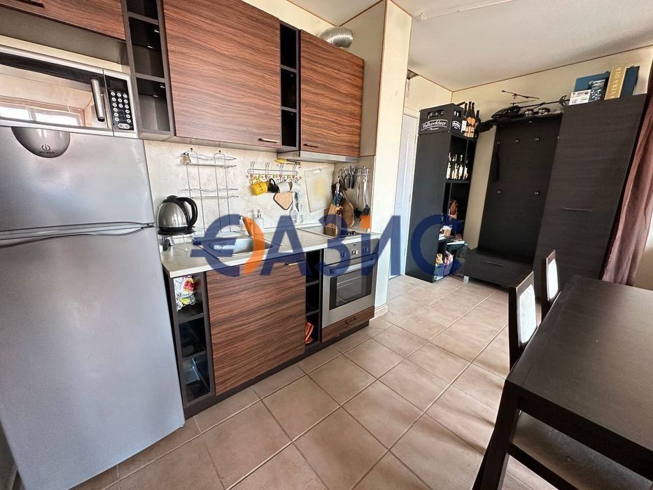 Продава се Двустаен апартамент в к.к. Слънчев бряг - 62 кв.м за 1025 €/кв.м - Снимка #3