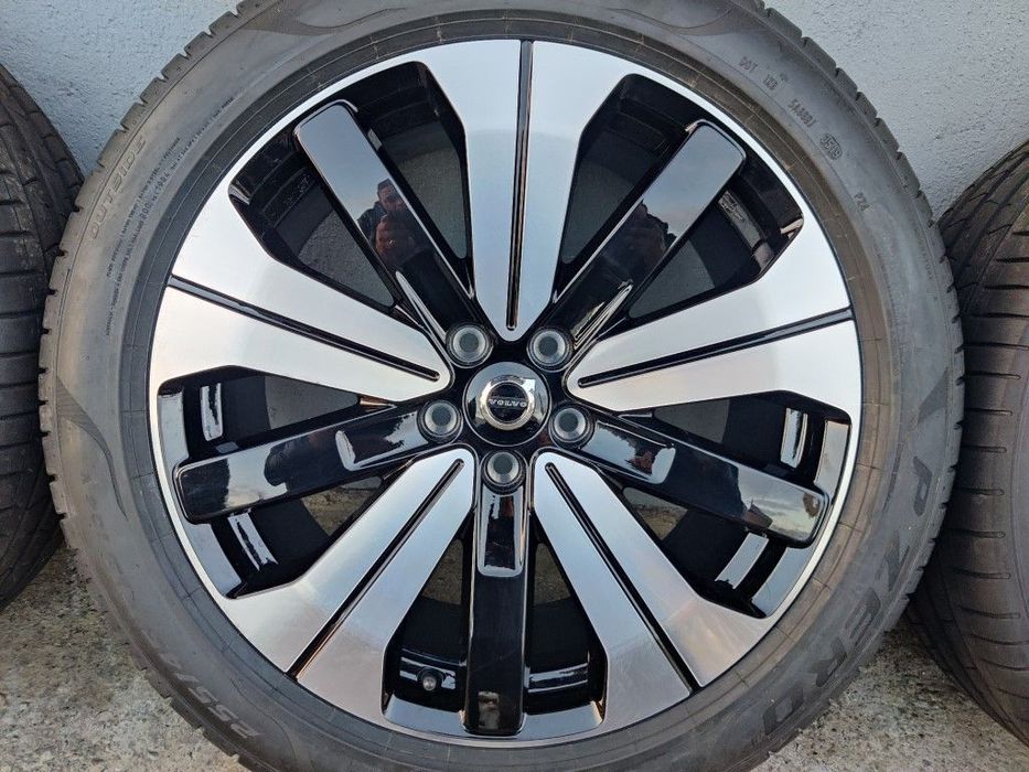 Jante 19" Volvo C40 XC40 Electric+anvelope Pirelli PZero ELECT 32143627 32143628