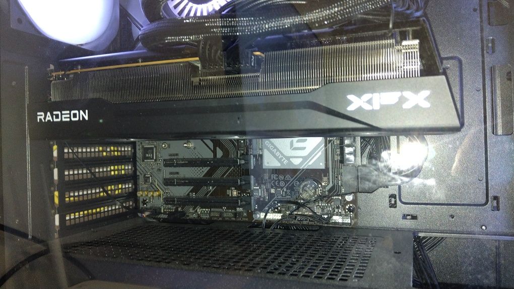 XFX Swift RX 9070 XT