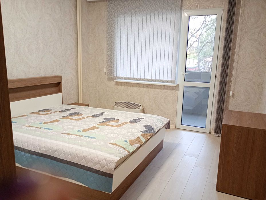 Давам под наем тристаен апартамент в кв Железник