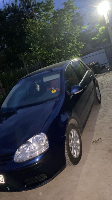 Vând golf 5  motor 1.9
