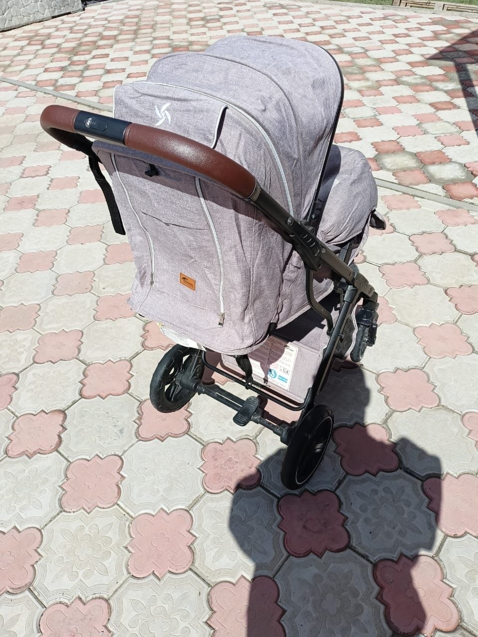 Продам коляску детскую не дорого