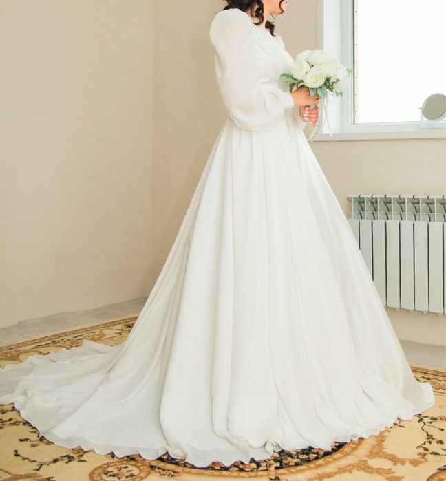 Свадебное платье