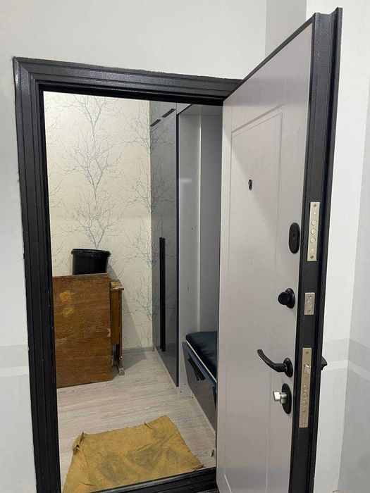 Водник. Продам отличную 2комнатную квартиру на 2этаже 8 этажного дома.