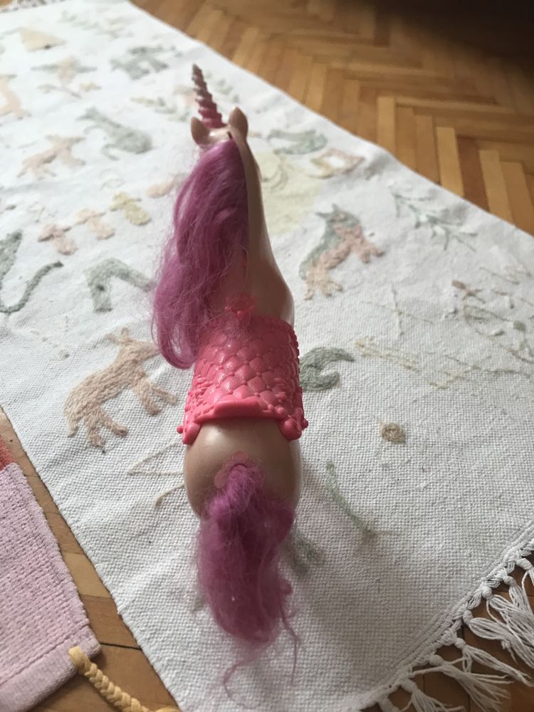 Голям еднорог за Барби Barbie