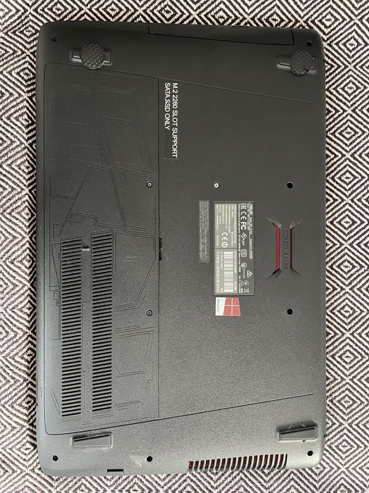 Laptop Gaming ASUS ROG GL752V