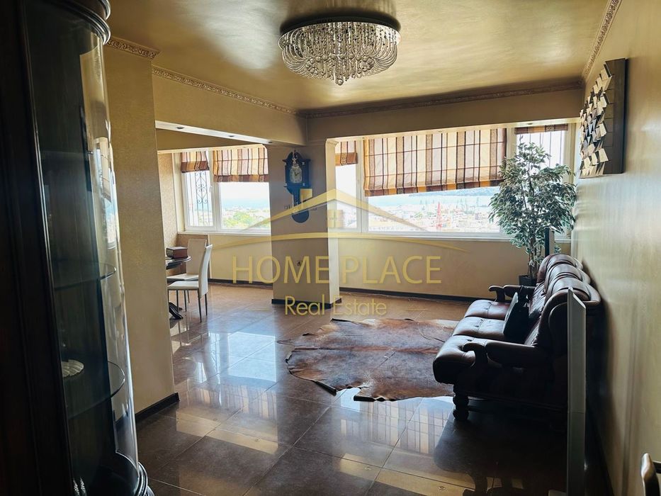 Продава се Четиристаен апартамент в Варна, Център - 100 кв.м за 2300 €/кв.м - Снимка #1