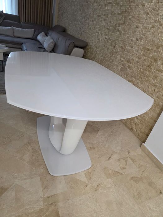 Masa și scaune lux!