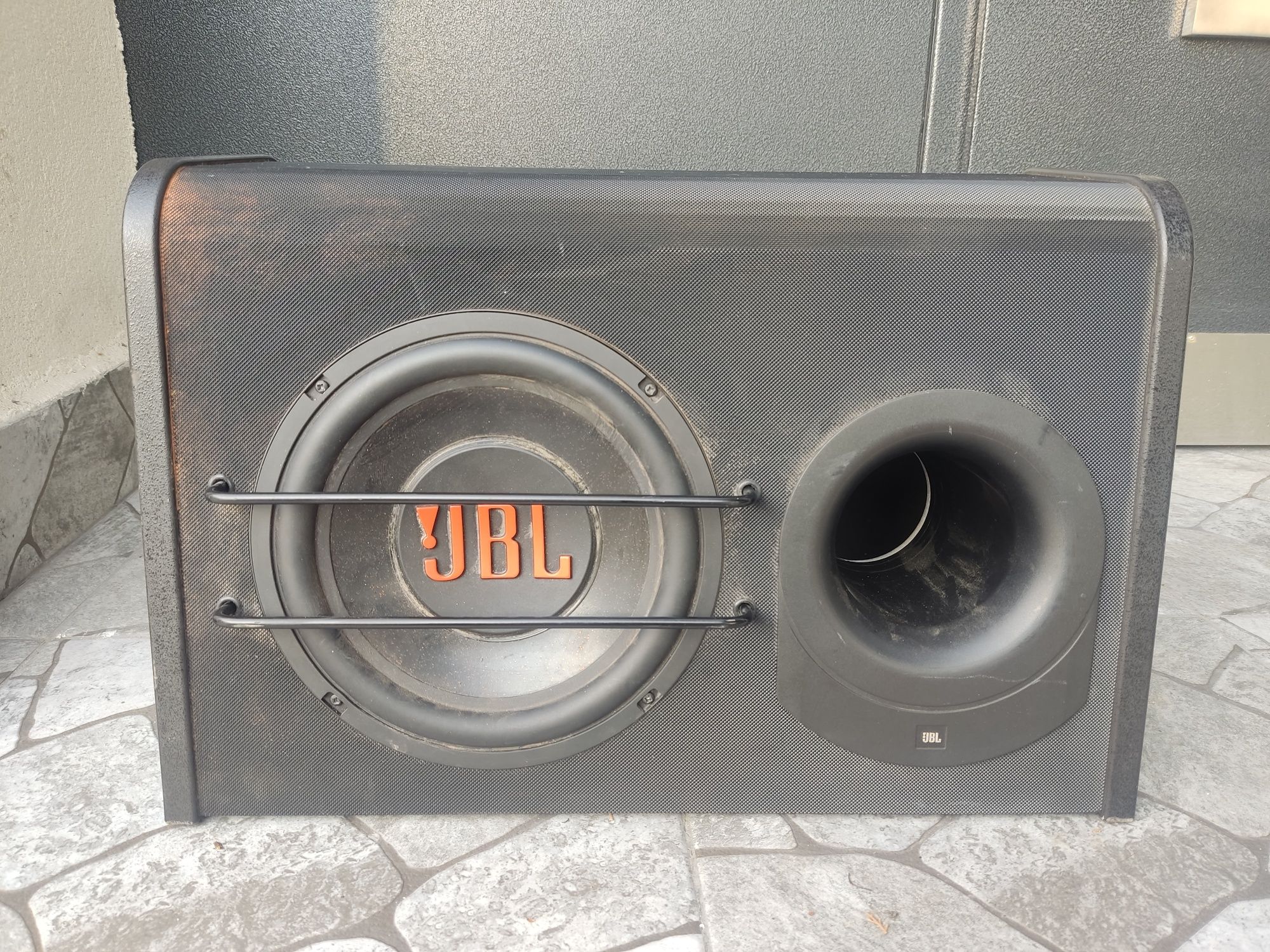 Бас каса JBL GTB-1000