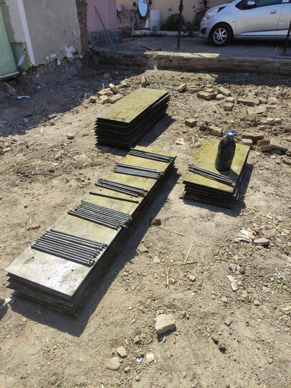 Arenda jeleznoy opalubka betonomeshalka sesma poyas arava