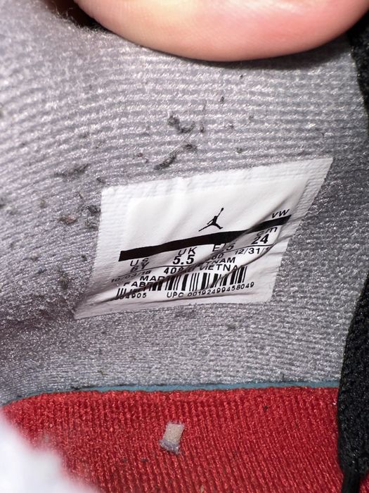 Обувки Jordan 4 bred