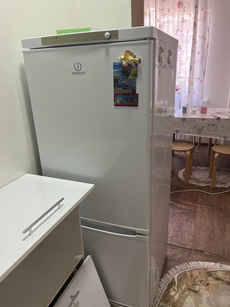 Холодильник