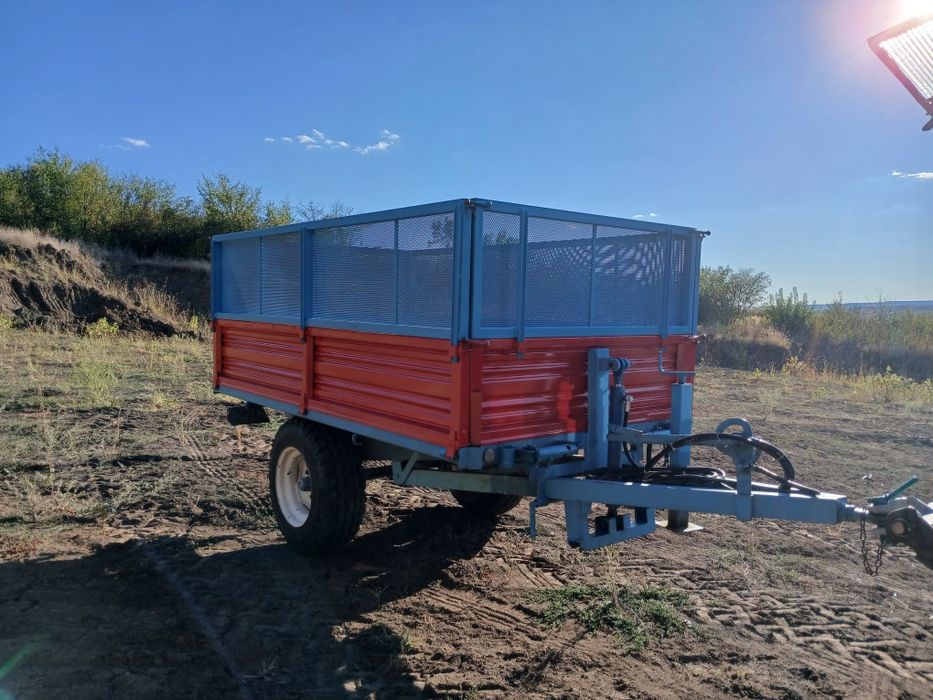 Remorcă monoaxa 2,50/1,50m.