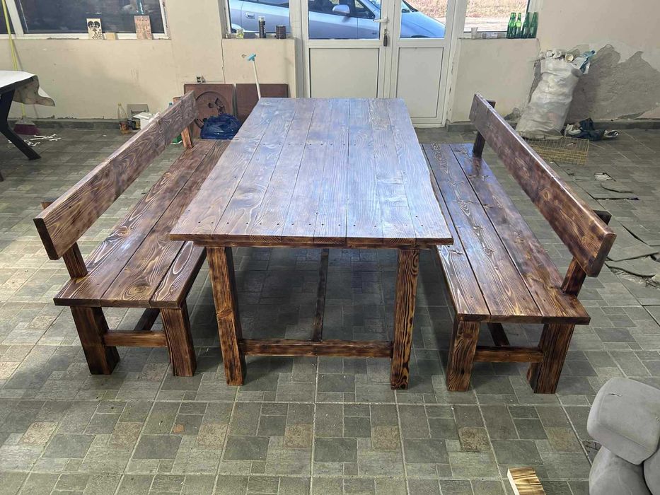 Маса с две пейки. НОВО