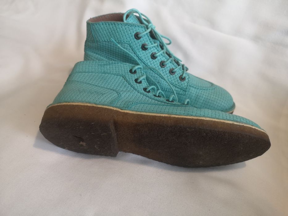 Kickers, естествена кожа, номер 37
