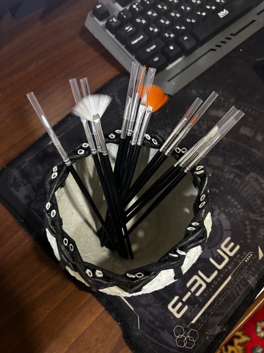 Вазы декоративные