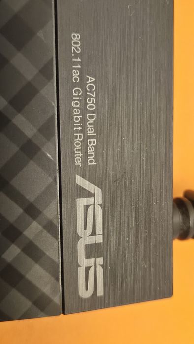 Router Asus RT-AC53 Wi-Fi AC750 Dual-Band