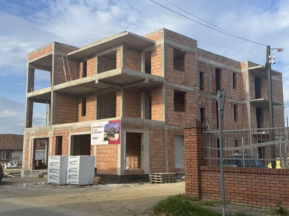 Apartament 3 camere bloc nou Str.Strugurilor Lugoj