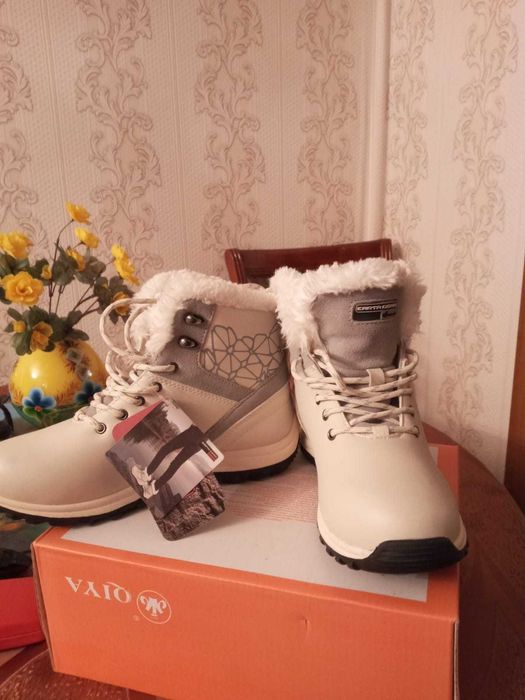 продам  обувь  детскую  б у  в хорошем  состоянии